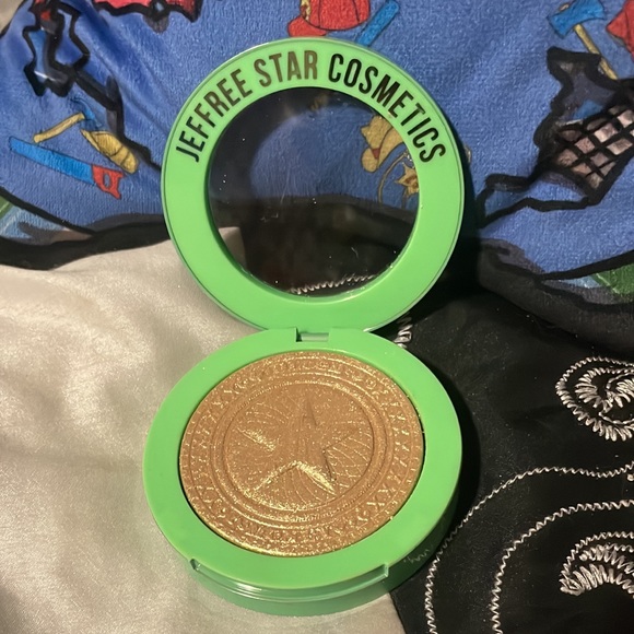 Jeffree Star Extreme Frost Highlighter Shade Cold Hard Ca$h - Picture 1 of 1